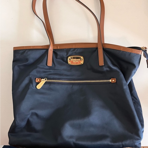 Michael Kors Tote - Picture 2 of 7